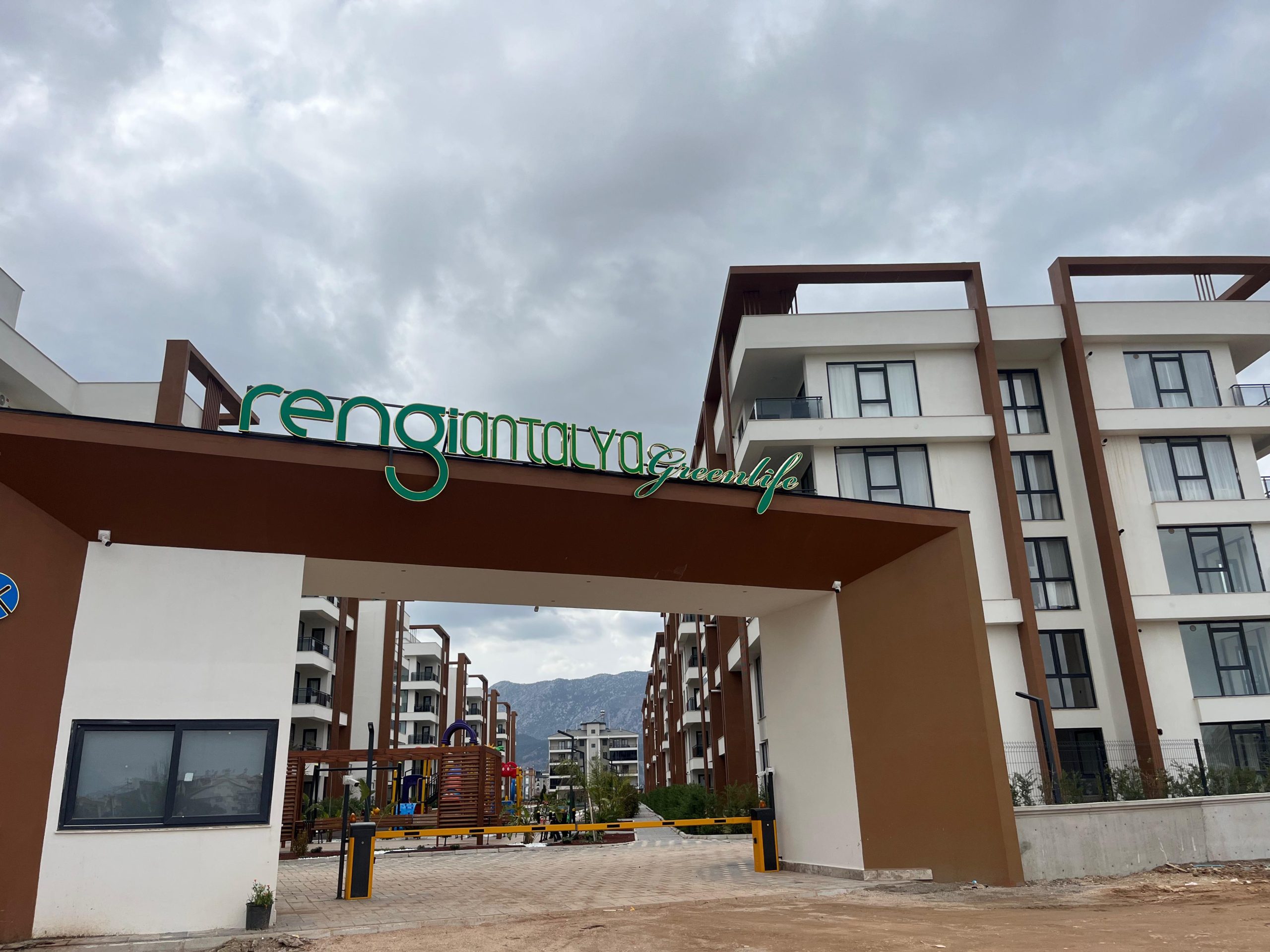 rengi antalya döşemealtı kiralık daire